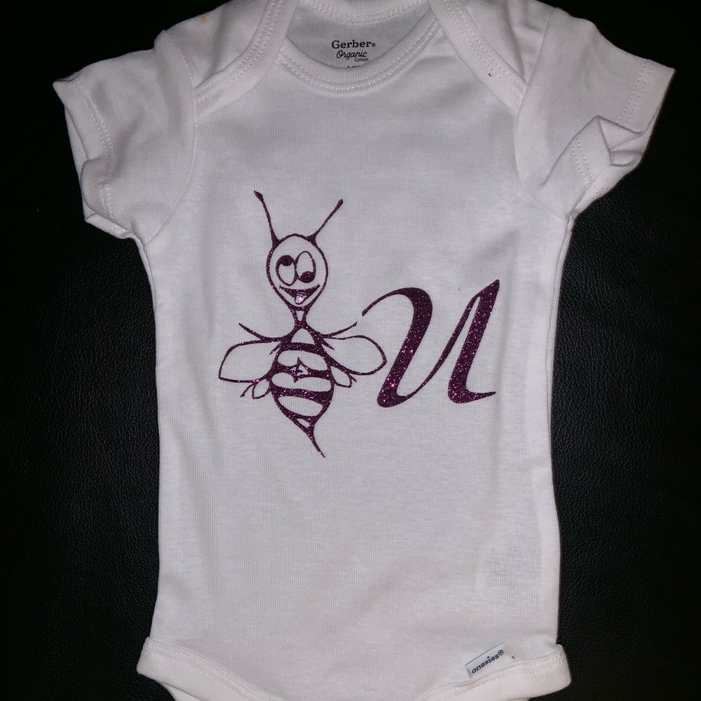 CraaazE Buzz 🐝U onesie